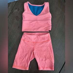 Coral Tiger Friday set with reversible top. CM